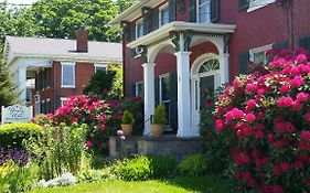 Grape Arbor Bed And Breakfast